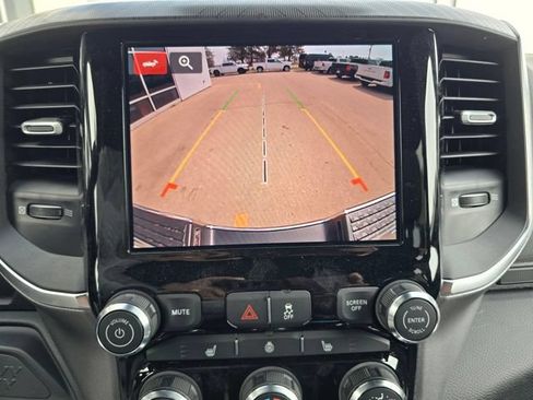Used 2025 RAM 2500 Big Horn AWD/4WD image 14