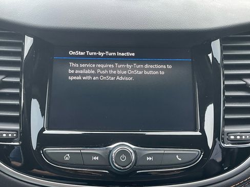 Used 2021 Chevrolet Trax LT w/ Premium Seat Package image 34