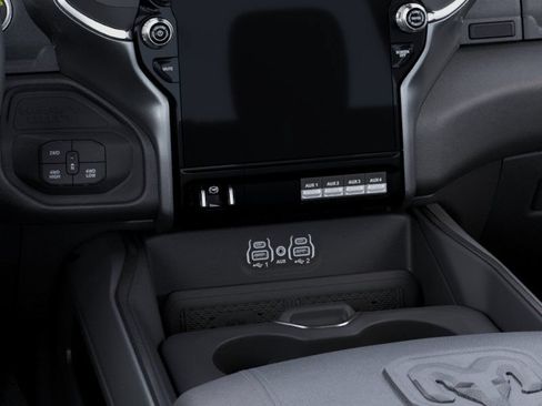 New 2026 RAM 2500 Laramie AWD/4WD image 25