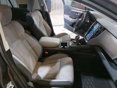 Used 2024 Subaru Outback Premium AWD/4WD image 10