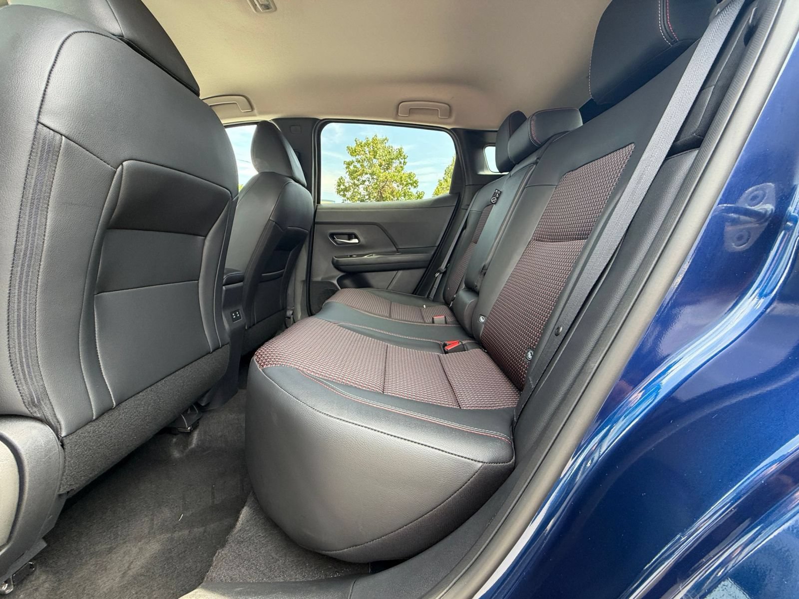 Used 2026 Nissan Kicks SR AWD/4WD image 24
