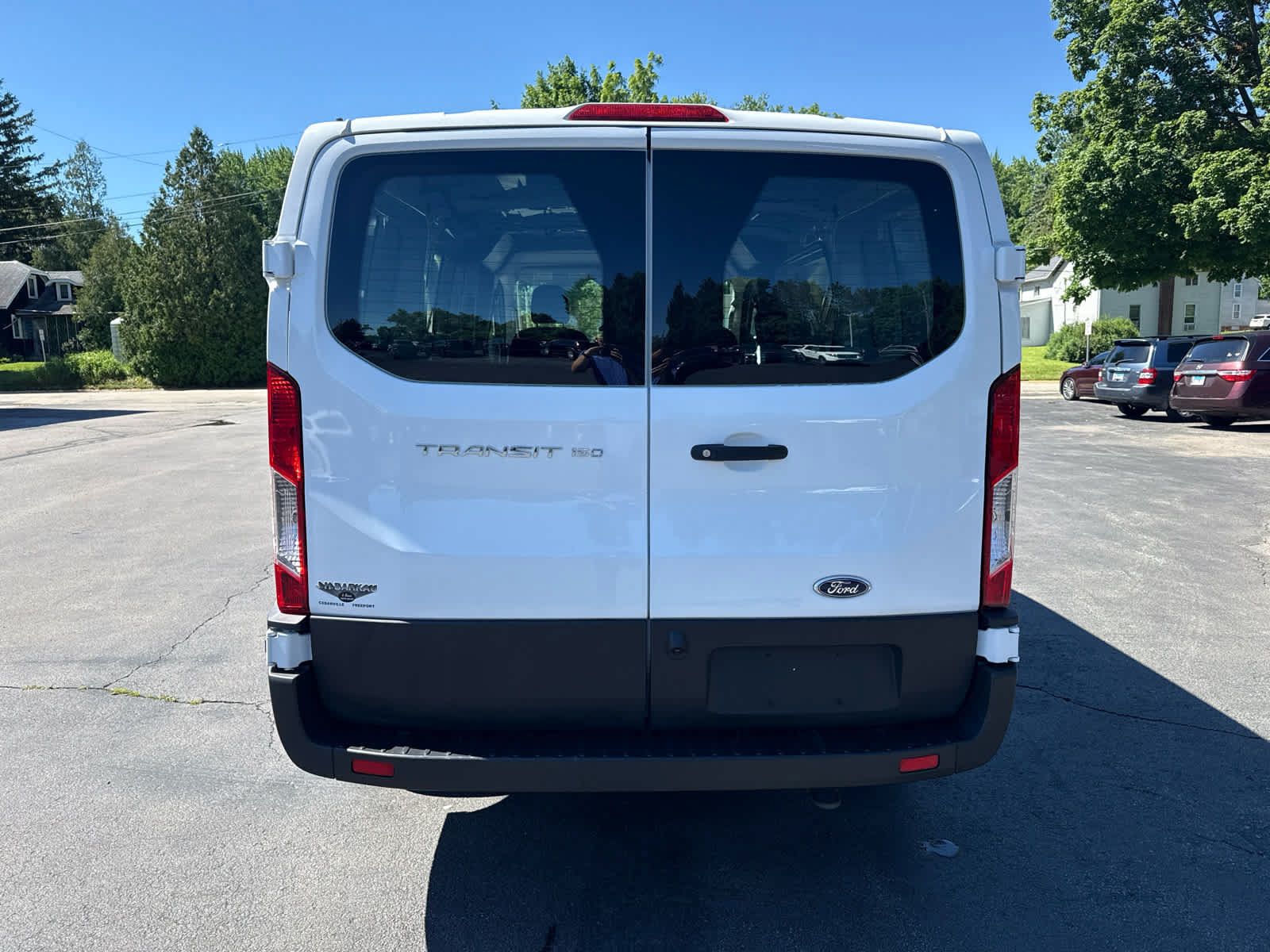 Used 2023 Ford Transit 150 Low Roof RWD image 4