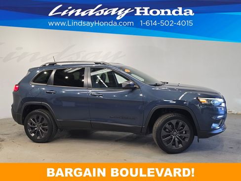 Used 2021 Jeep Cherokee Latitude Lux 80th Anniv w/ Quick Order Package 26U 80TH AWD/4WD image 3