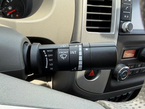 Used 2021 Nissan Frontier SV AWD/4WD image 29