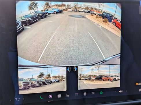 Used 2022 Tesla Model X Plaid image 24