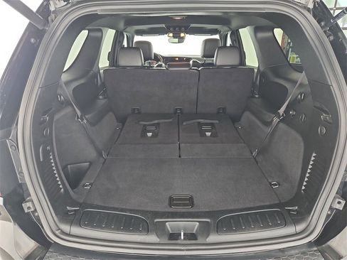 Used 2024 Dodge Durango GT image 33