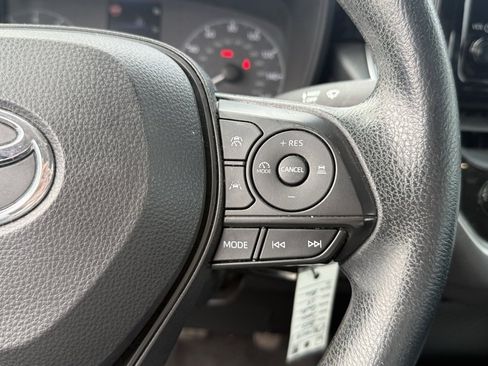 Used 2023 Toyota Corolla LE image 20