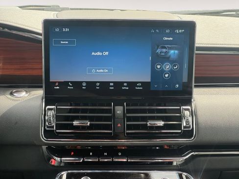Used 2024 Lincoln Navigator L Reserve AWD/4WD image 13