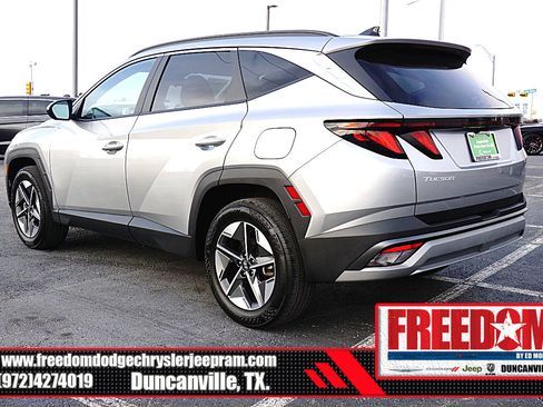 Used 2025 Hyundai Tucson SEL image 3