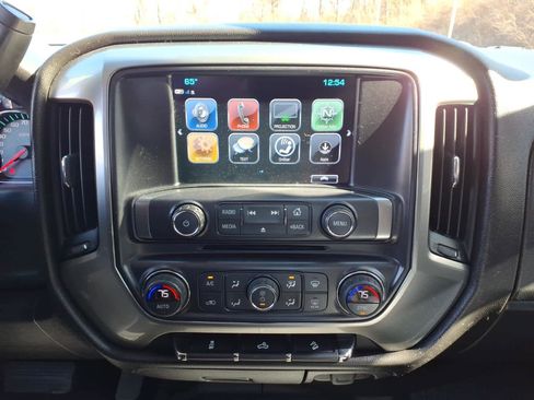 Used 2018 Chevrolet Silverado 1500 LT w/ All Star Edition image 15