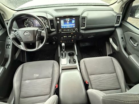 Used 2023 Nissan Frontier SV w/ SV Convenience Package image 26