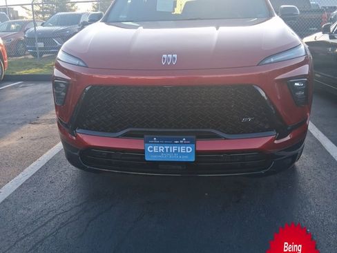 Used 2025 Buick Enclave Sport Touring w/ Power Package image 1