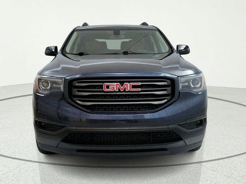Used 2018 GMC Acadia SLT AWD/4WD image 2