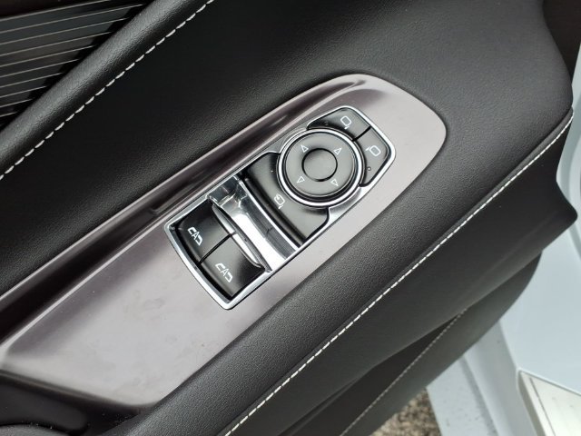 Used 2023 Chevrolet Corvette Stingray Preferred Cpe w/ Z51 Performance Package RWD image 28