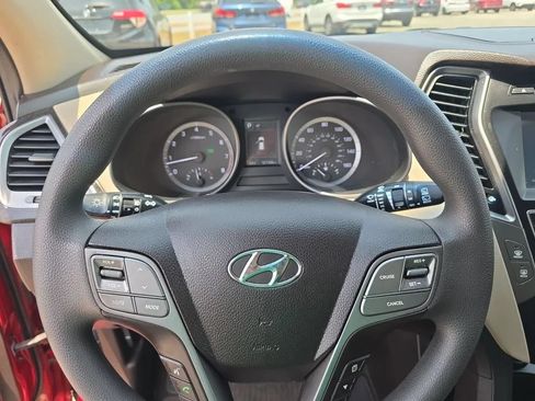 Used 2018 Hyundai Santa Fe Sport w/ 2.4L Value Package 02 FWD image 18