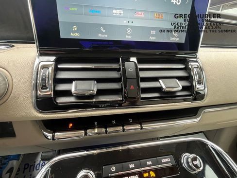 Used 2020 Lincoln Navigator L Reserve w/ Luxury Package AWD/4WD image 35