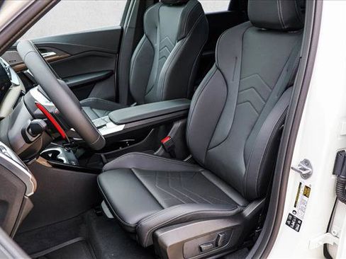 New 2026 BMW X1 M35i image 12