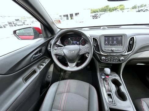 Used 2023 Chevrolet Equinox RS AWD/4WD image 13