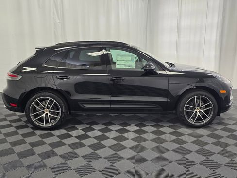 New 2025 Porsche Macan image 7