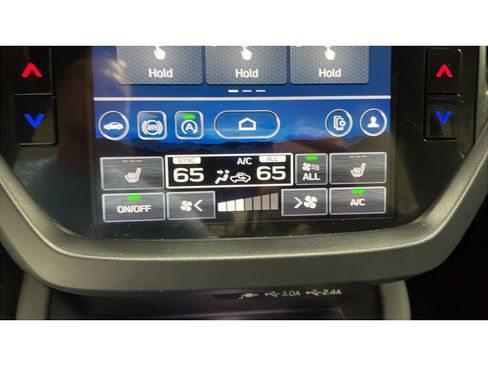 Used 2025 Subaru Forester Premium AWD/4WD image 14