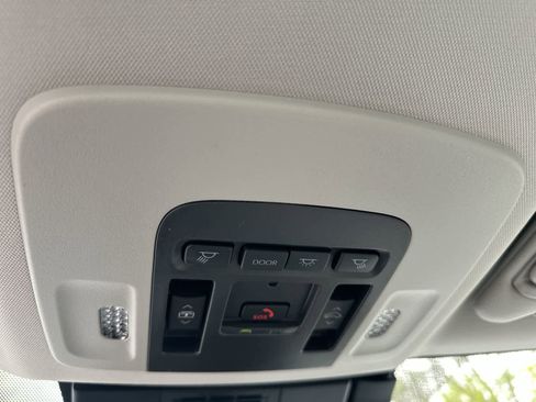New 2026 Toyota Camry XLE AWD/4WD image 38