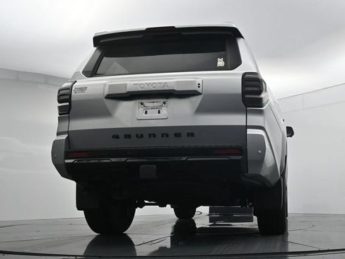 Used 2025 Toyota 4Runner TRD Sport Premium AWD/4WD image 21
