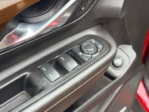 Used 2020 GMC Terrain Denali w/ Denali Premium Package FWD image 20