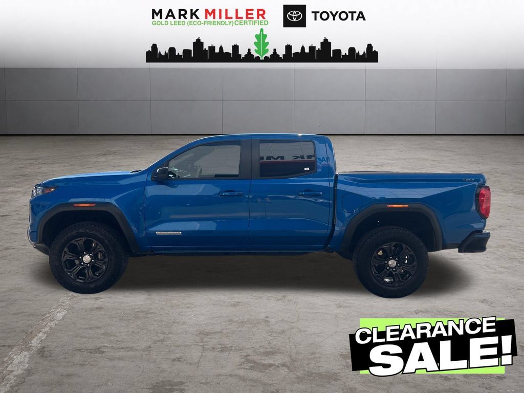 Used 2024 GMC Canyon Elevation w/ Elevation Premium Package AWD/4WD image 2