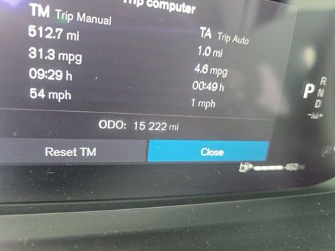 Used 2024 Volvo XC40 B5 Core AWD/4WD image 10