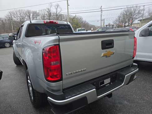 Used 2016 Chevrolet Colorado LT w/ LT Convenience Package image 5