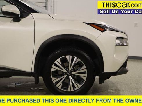Used 2022 Nissan Rogue SV w/ SV Premium Package AWD/4WD image 11