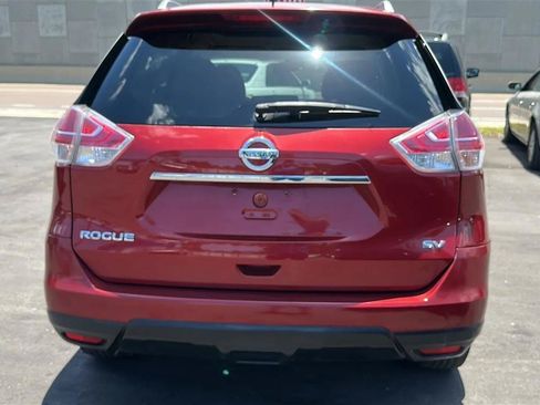 Used 2015 Nissan Rogue SV FWD image 10