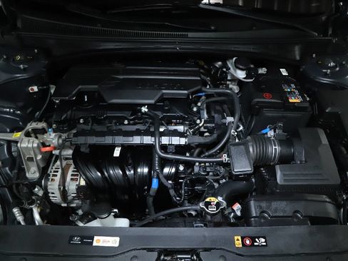 Used 2023 Hyundai Elantra SEL w/ Convenience Package FWD image 35