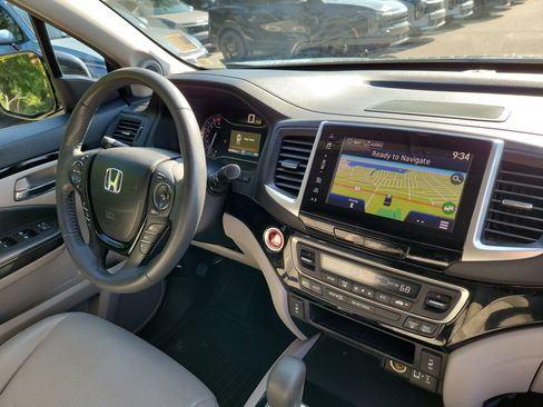 Used 2019 Honda Ridgeline RTL-E image 8