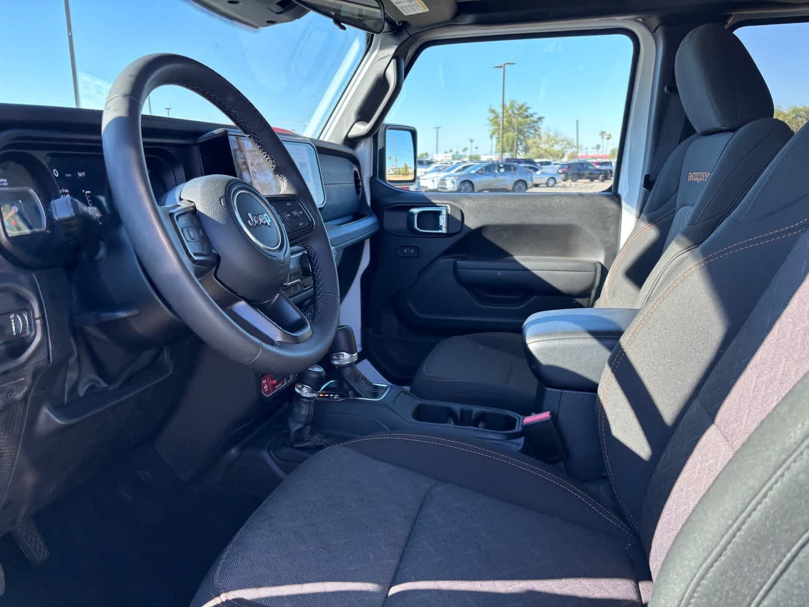 Used 2026 Jeep Gladiator Mojave AWD/4WD image 11