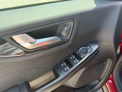 New 2025 Ford Escape ST-Line w/ Tech Pack #1 FWD image 13