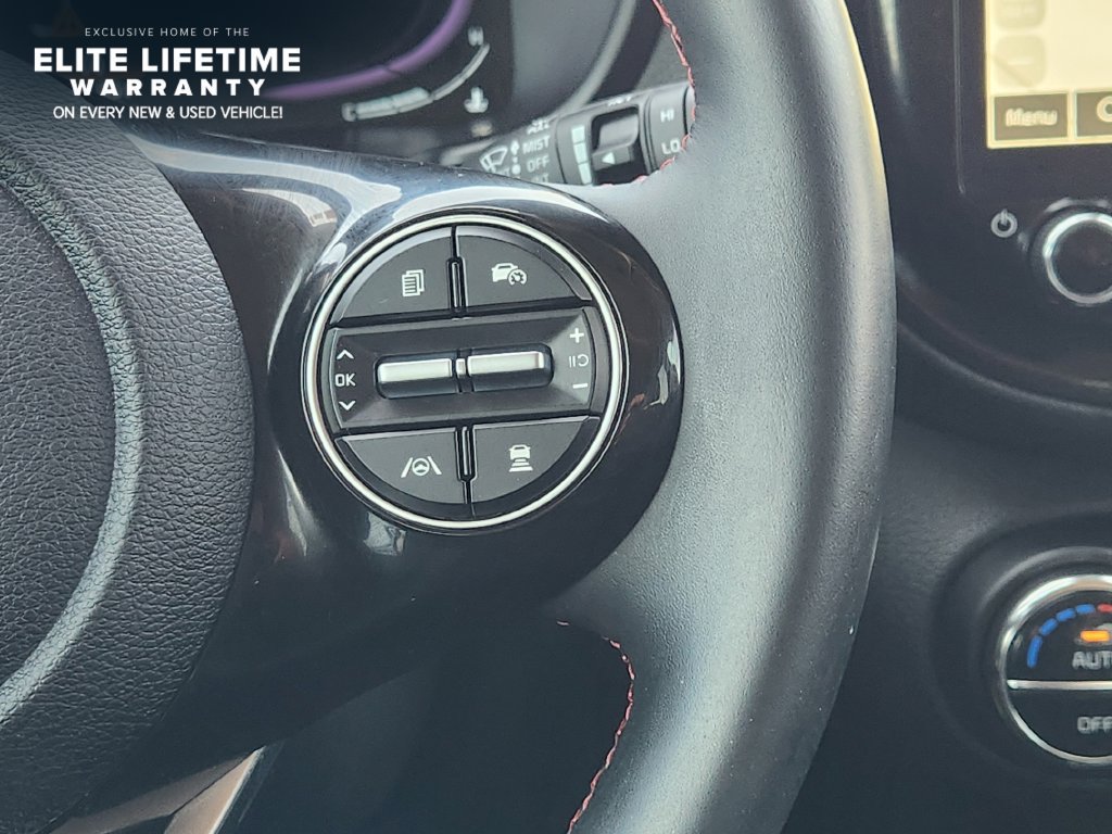 Used 2025 Kia Soul GT-Line w/ GT-Line Technology Package FWD image 29