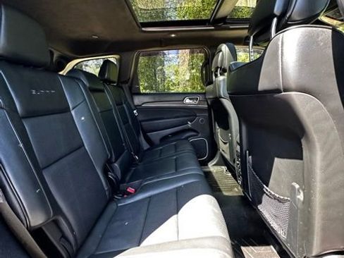 Used 2016 Jeep Grand Cherokee Summit w/ Platinum Series Group AWD/4WD image 19