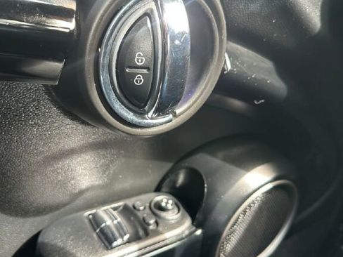 Used 2014 MINI Cooper S image 22