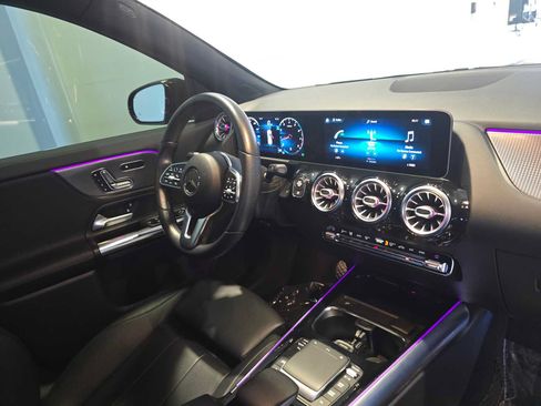 Used 2021 Mercedes-Benz GLA 250 4MATIC image 11