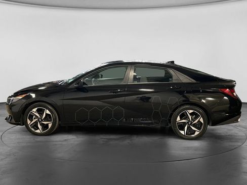 Used 2023 Hyundai Elantra SEL w/ Convenience Package FWD image 8