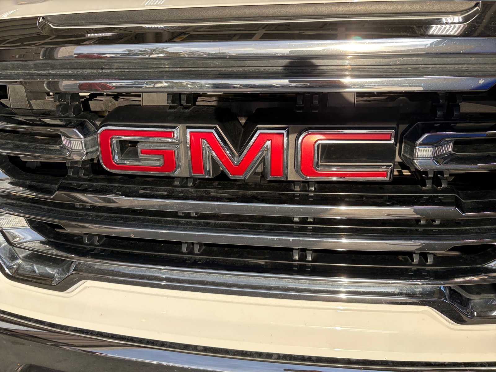 Used 2021 GMC Sierra 1500 SLT w/ SLT Premium Package AWD/4WD image 23