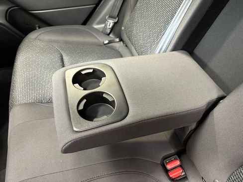 Used 2025 Subaru Forester Premium AWD/4WD image 31