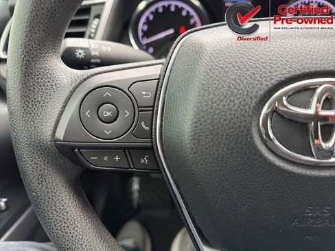 Used 2020 Toyota Camry LE FWD image 51