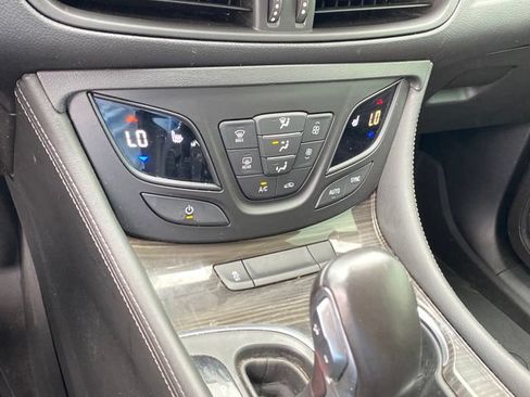 Certified 2020 Buick Envision Essence FWD image 12