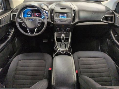 Used 2017 Ford Edge SEL image 17