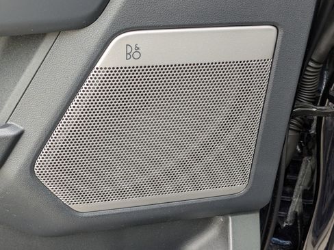 Certified 2025 Ford F150 Lightning Lariat w/ Max Trailer Tow Package image 15