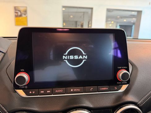 Used 2025 Nissan Sentra SV FWD image 20
