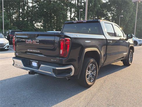Used 2025 GMC Sierra 1500 SLT AWD/4WD image 5