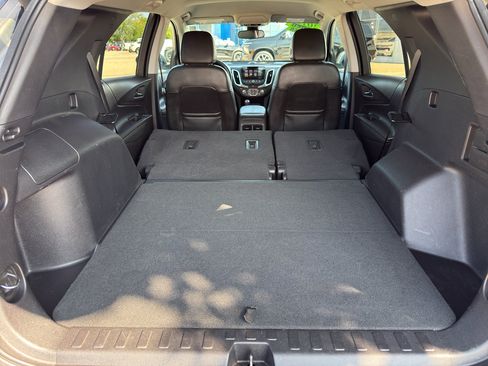 Used 2018 Chevrolet Equinox Premier AWD/4WD image 37